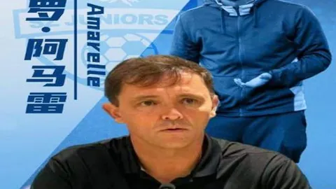 杜兰特低位得分技艺高超，组织能力亦佳，布登盛赞不已